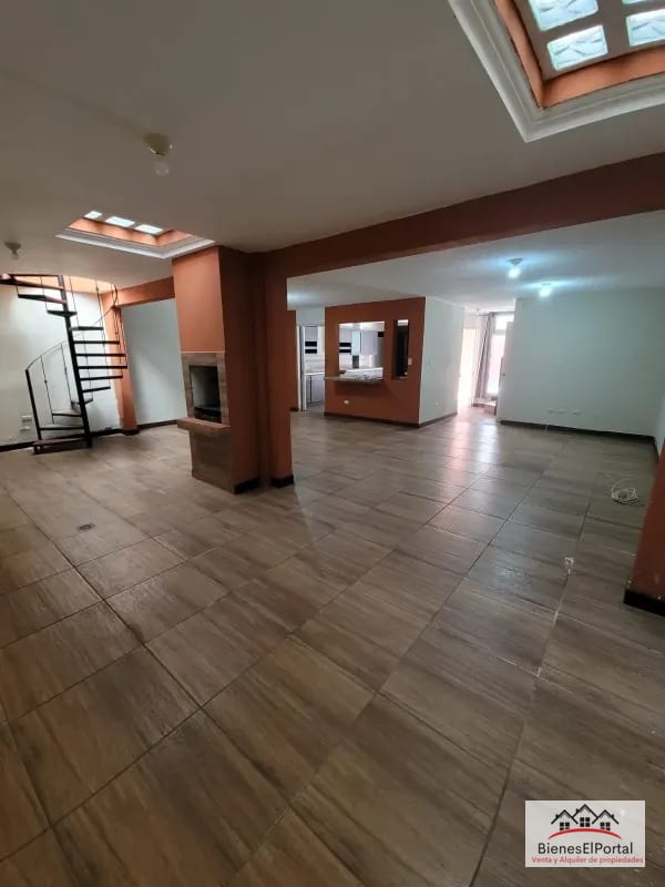 Casa en Pinabetes CAES en venta — Casa en Venta en San José Pinula, Guatemala, Ciudad — foto 1 de 6
