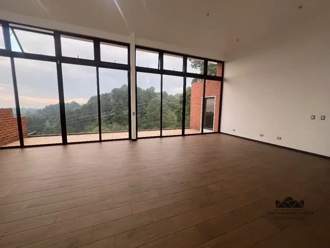 CASA EN VENTA ANTARIA — Casa en Venta en Santa Catarina Pinula, Guatemala, Ciudad — foto 1 de 15