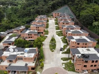CASA EN VENTA ANTARIA — Casa en Venta en Santa Catarina Pinula, Guatemala, Ciudad — miniatura 3 de 15