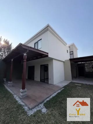 Casa en venta zona 16 Vistas de San Isidro — Casa en Venta en Vistas de San Isidro, Zona 16, Guatemala, Ciudad — miniatura 1 de 16