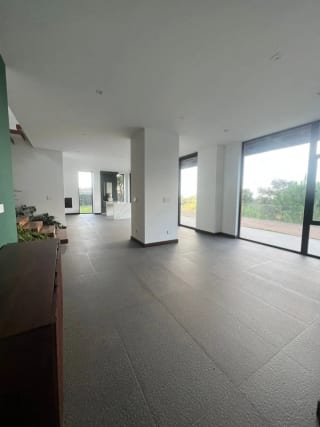 RESIDENCIA DE LUJO - CLUB DE GOLF EL PULTÉ - ZONA 24 — Casa en Venta en Zona 24, Guatemala, Ciudad — miniatura 6 de 14