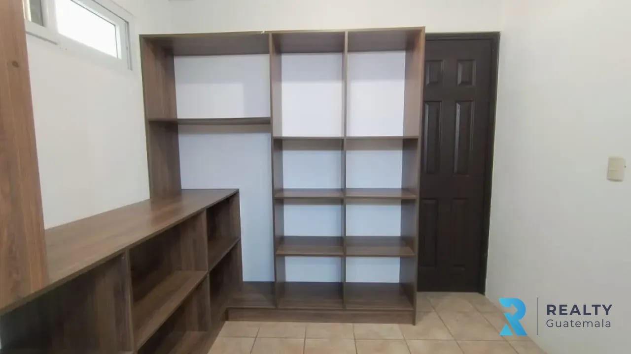 VENDO CASA LA FONTANA 3 — Casa en Venta en Fraijanes, Carretera a El Salvador, Guatemala, Ciudad — foto 9 de 16