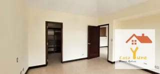 Casa en venta zona 16  Ensenada de San Isidro — Casa en Venta en Ensenada de San Isidro, Zona 16, Guatemala, Ciudad — miniatura 2 de 17