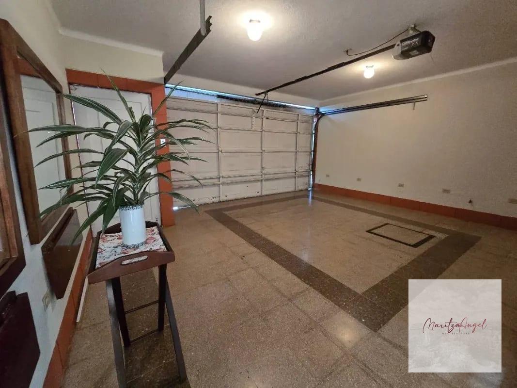 CASA EN VENTA EN ZONA 10 — Casa en Venta en 13-50, Zona 10, Guatemala, Ciudad — foto 6 de 13