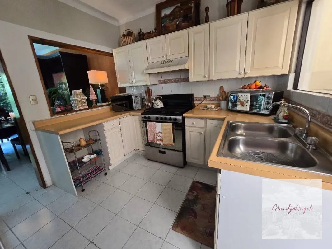 CASA EN VENTA EN ZONA 10 — Casa en Venta en 13-50, Zona 10, Guatemala, Ciudad — foto 5 de 13