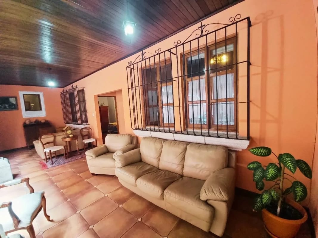 Casa en Venta en Antigua Guatemala — Casa en Venta en Dentro del Casco, Antigua, Sacatepéquez — foto 11 de 15