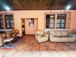 Casa en Venta en Antigua Guatemala — Casa en Venta en Dentro del Casco, Antigua, Sacatepéquez — miniatura 10 de 15