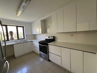 CASA VENTA ATRÁS DE CC MINUTO MUXBAL CONDOMINIO EL CARMEN, 390 MTS2, 4 DORMITORIOS CASA UNO CON SU BAÑO, CERCA COLEGIO MONTESSORI $525,000 — Casa en Venta en Muxbal, Guatemala, Ciudad — miniatura 7 de 13