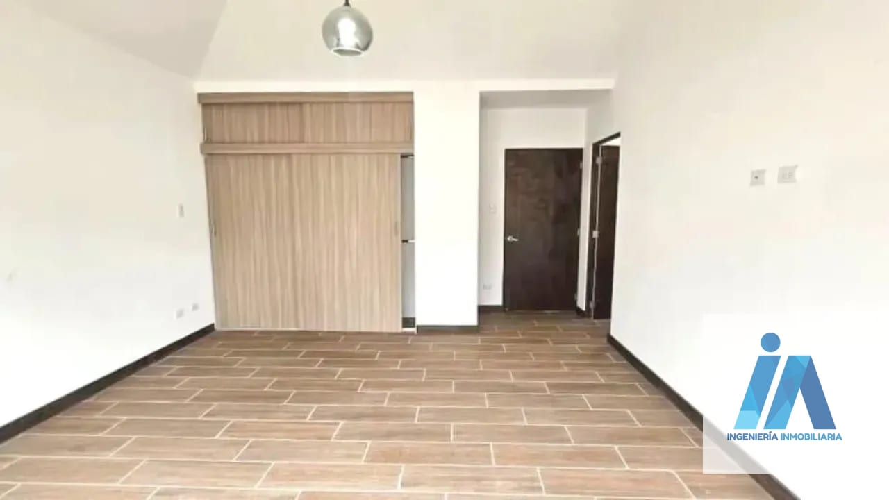 CASA EN VENTA📍Prados de Fraijanes, Km. 21.5 Carretera a Fraijanes Descubre esta espectacular residencia — Casa en Venta en Fraijanes, Carretera a El Salvador, Guatemala, Ciudad — foto 8 de 11
