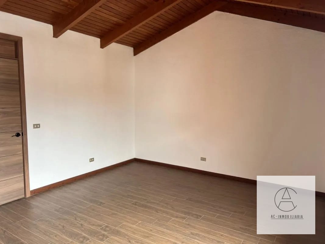 Casa en venta zona 10, Cortijo Santa Fe — Casa en Venta en Zona 10, Guatemala, Ciudad — foto 5 de 15