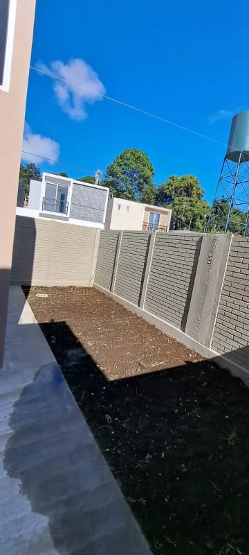 Casa en Venta en Altos de Village, Km. 25 CES — Casa en Venta en Carretera a El Salvador, Guatemala, Ciudad — foto 2 de 11
