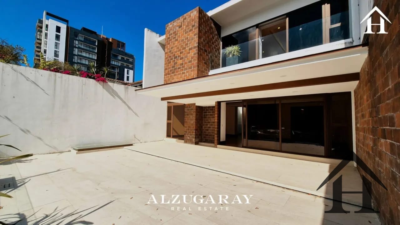 casa moderna con elevador cond zona 15 Vh2 — Casa en Venta en Zona 15, Guatemala, Ciudad — foto 1 de 13