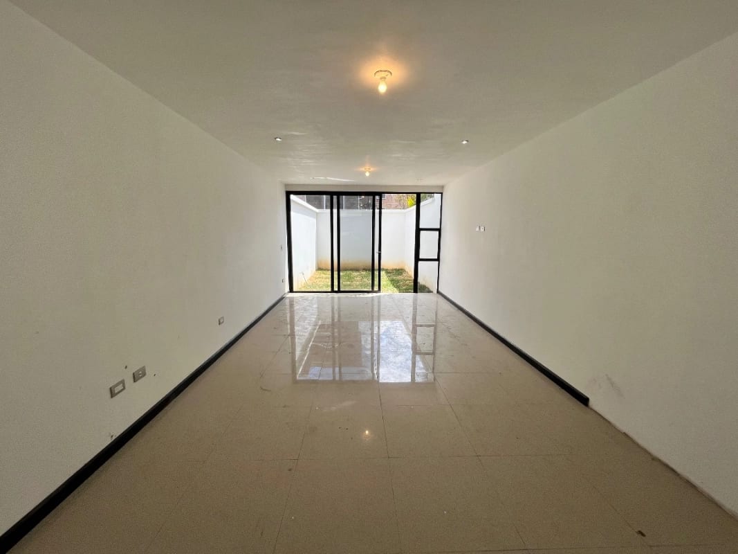 CASA DE 3 HABITACIONES EN VENTA ZONA 16 HACIENDA REAL — Casa en Venta en Hacienda Real, Zona 16, Guatemala, Ciudad — foto 3 de 6