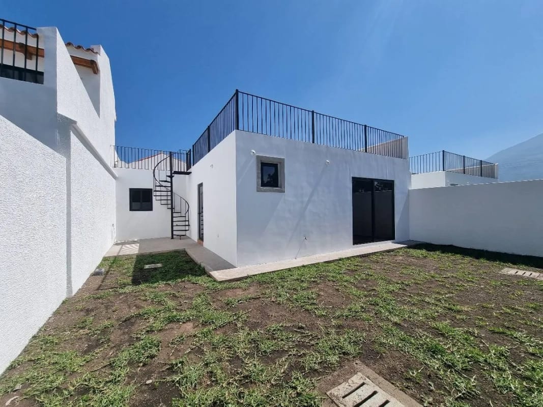 Casa en Venta en San Migue Dueñas — Casa en Venta en San Miguel Dueñas, Sacatepéquez — foto 2 de 11