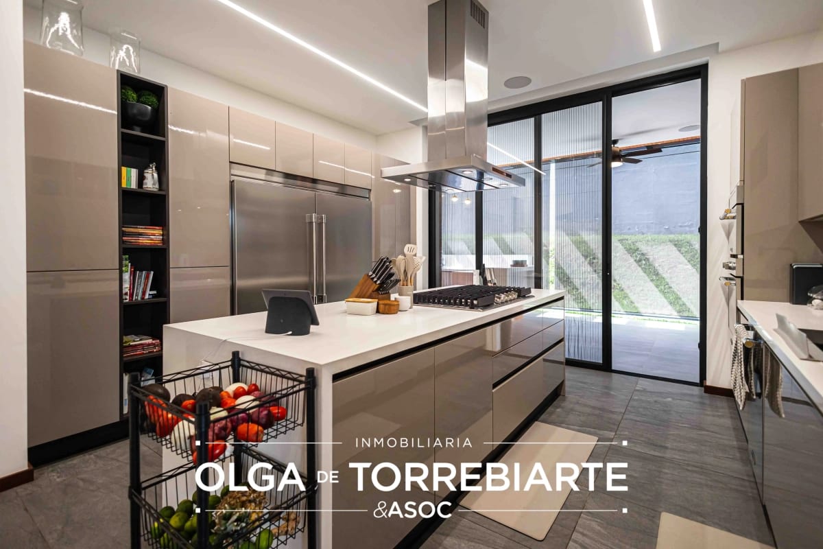 Casa de 1 nivel en Residencial El Pulté, La Ceiba, Zona 16 — Casa en Venta en El Pulté Golf, Zona 16, Guatemala, Ciudad — foto 10 de 11