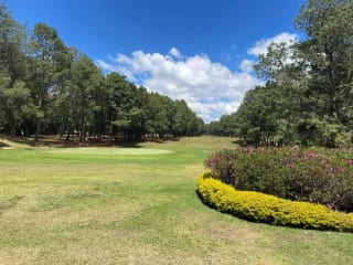 VENDO CASA DE UN NIVEL EN HACIENDA NUEVA CONTRY CLUB — Casa en Venta en Hacienda Nueva, San José Pinula, Guatemala, Ciudad — miniatura 2 de 17