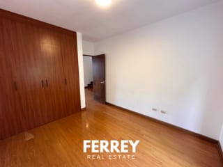Oportunidad Unica / Casa con terraza privada — Casa en Venta en Carretera a El Salvador, Guatemala, Ciudad — miniatura 7 de 17