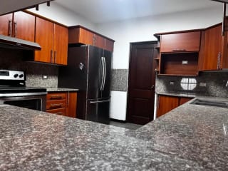📍 CASA EN RENTA – COLONIA ELGIN II | ZONA 13 — Casa en Alquiler en Zona 13, Guatemala, Ciudad — miniatura 15 de 16