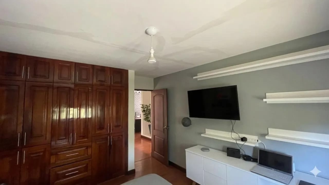 BOSQUE ESCONDIDO KM 21.5 CARRETERA FRAIJANES. AMPLIO TERRENO DE 8.20 FRENTE X 30.60 FONDO. — Casa en Venta en Carretera a El Salvador, Guatemala, Ciudad — foto 4 de 17