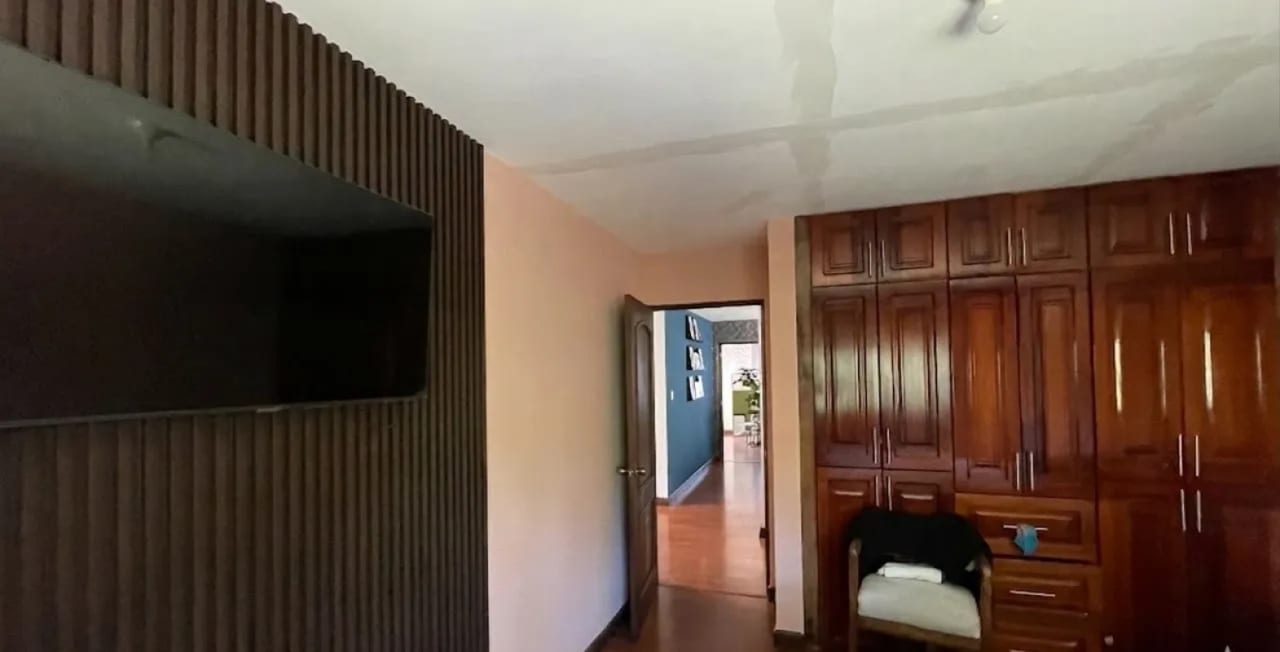 BOSQUE ESCONDIDO KM 21.5 CARRETERA FRAIJANES. AMPLIO TERRENO DE 8.20 FRENTE X 30.60 FONDO. — Casa en Venta en Carretera a El Salvador, Guatemala, Ciudad — foto 3 de 17