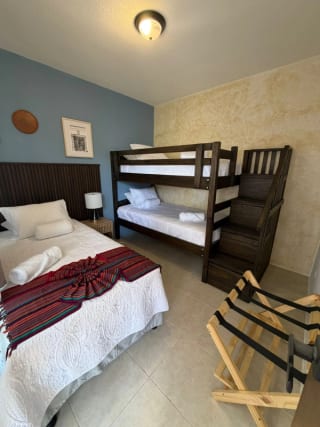 Hermosa Casa Equipada amueblada en Antigua Guatemala Paseo San Lorenzo — Casa en Venta en Ciudad Vieja, Sacatepéquez — miniatura 6 de 16