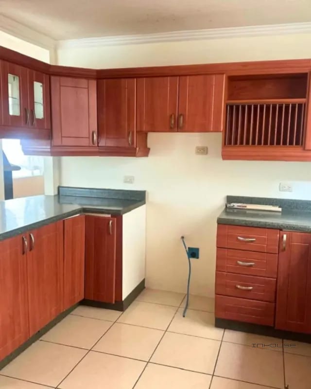 CASA EN VENTA EN SAN JOSE PINULA DENTRO DE CONDOMINIO (copia) — Casa en Venta en San José Pinula, Carretera a El Salvador, Guatemala, Ciudad — foto 11 de 11
