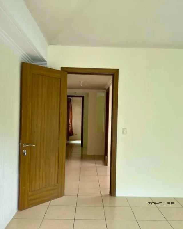 CASA EN VENTA EN SAN JOSE PINULA DENTRO DE CONDOMINIO (copia) — Casa en Venta en San José Pinula, Carretera a El Salvador, Guatemala, Ciudad — foto 4 de 11
