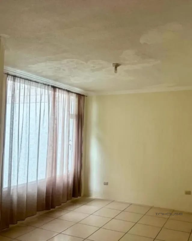 CASA EN VENTA EN SAN JOSE PINULA DENTRO DE CONDOMINIO (copia) — Casa en Venta en San José Pinula, Carretera a El Salvador, Guatemala, Ciudad — foto 2 de 11