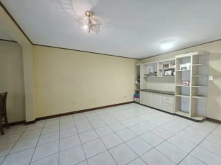 Casa en Venta en Loma Real San Cristobal — Casa en Venta en Zona 8 Mixco, Guatemala, Ciudad — miniatura 1 de 16