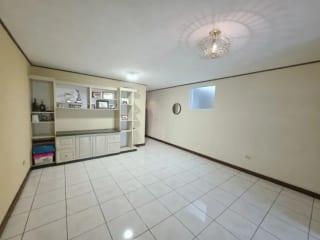 Casa en Venta en Loma Real San Cristobal — Casa en Venta en Zona 8 Mixco, Guatemala, Ciudad — miniatura 14 de 16