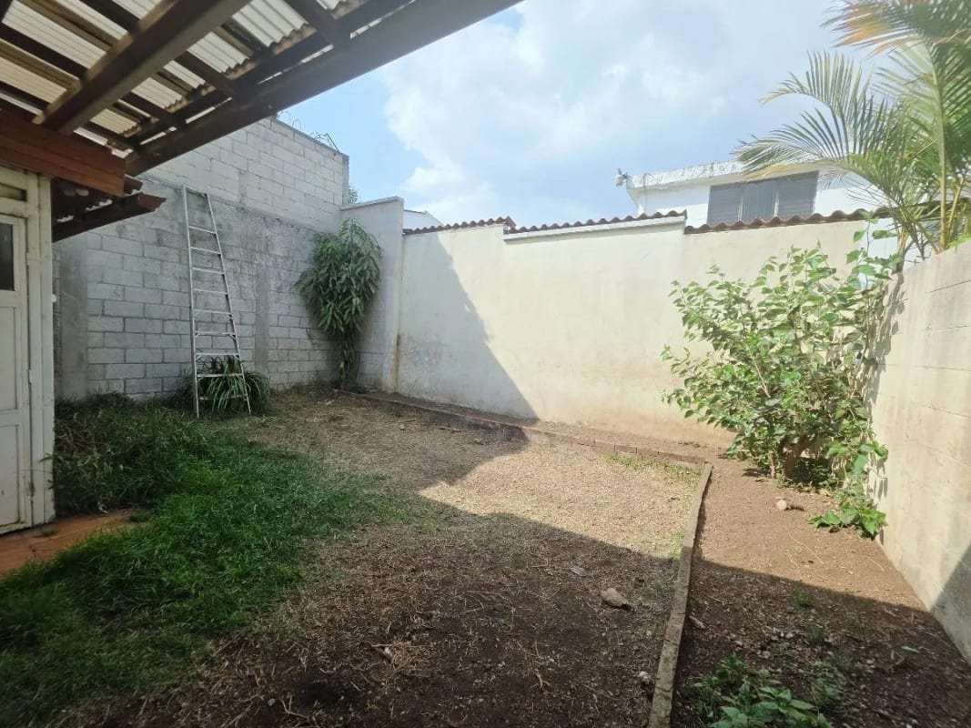 Casa en Venta en Loma Real San Cristobal — Casa en Venta en Zona 8 Mixco, Guatemala, Ciudad — foto 11 de 16