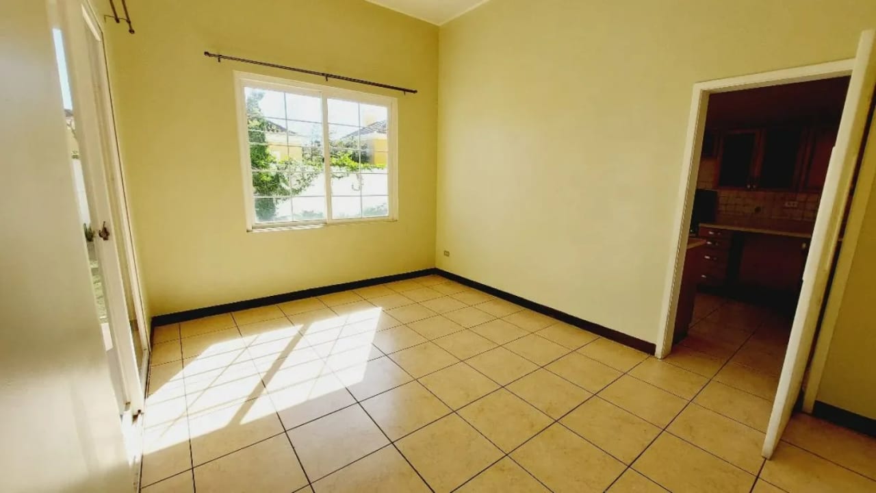 Casa en Venta en Condominio Carretera a Fraijanes — Casa en Venta en San José Pinula, Guatemala, Ciudad — foto 4 de 15
