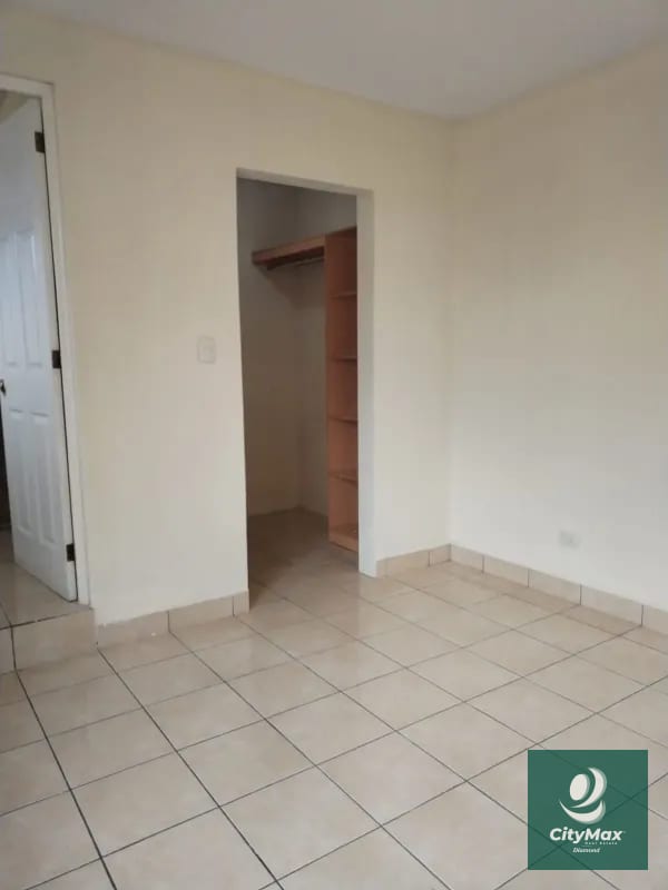 Casa en renta en Valle de Navarra San José Pinula — Casa en Venta en Valles de Navarra, San José Pinula, Guatemala, Ciudad — foto 9 de 17