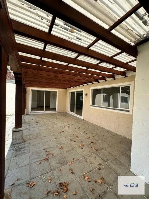 Linda Casa en Alquiler De UNA NIVEL Casa y Campo — Casa en Alquiler en Deco City, Carretera a El Salvador, Guatemala, Ciudad — foto 9 de 17