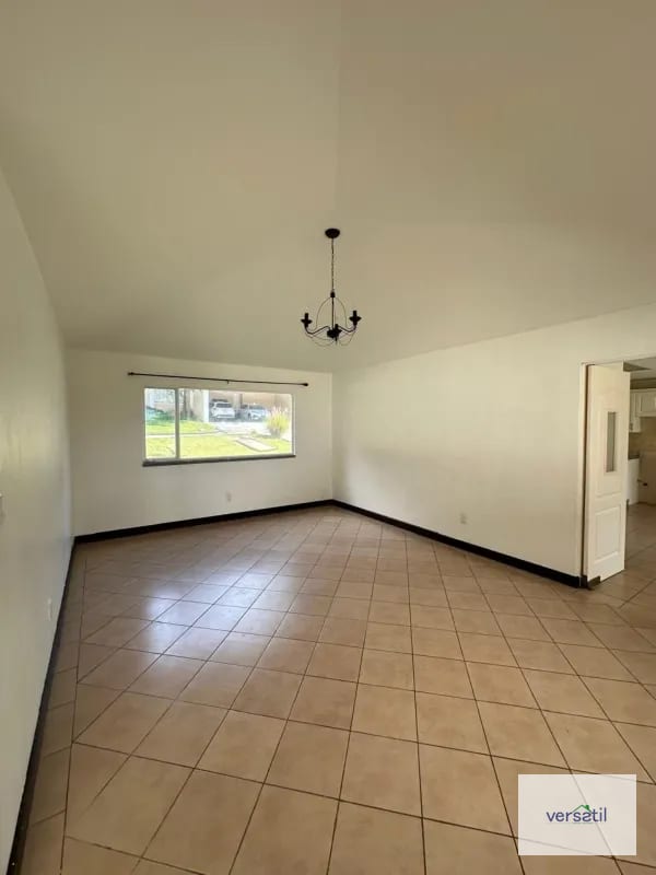 Linda Casa en Alquiler De UNA NIVEL Casa y Campo — Casa en Alquiler en Deco City, Carretera a El Salvador, Guatemala, Ciudad — foto 3 de 17