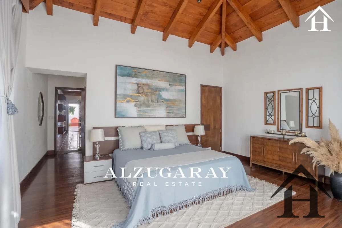 casa de 1 nivel con piscina  / amueblada / condominio Antigua — Casa en Venta en Antigua, Sacatepéquez — foto 3 de 11