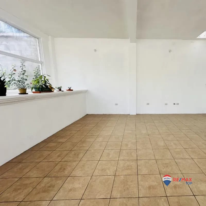 ZONA 1, CASA EN VENTA O RENTA  IDEAL PARA COMERCIAL O RESIDENCIAL — Casa en Venta en Zona 1, Guatemala, Ciudad — foto 8 de 10