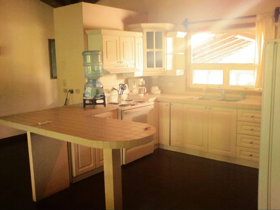 CASA EN VENTA Y RENTA EN AMATIQUE BAY — Casa en Alquiler en Puerto Barrios, Izabal — foto 9 de 13