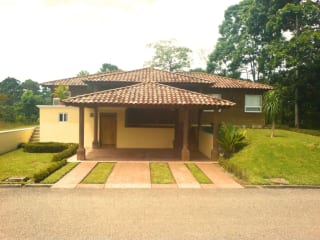 CASA EN VENTA Y RENTA EN AMATIQUE BAY — Casa en Alquiler en Puerto Barrios, Izabal — miniatura 4 de 13