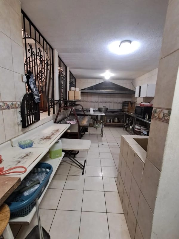 Venta de Negocio en funcionamiento/Café Restaurante — Casa en Venta en Zona 1, Guatemala, Ciudad — foto 1 de 16