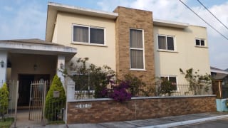 Venta de amplia y elegante casa en Terravista, Carretera a El Salvador — Casa en Venta en Terravista, Carretera a El Salvador, Guatemala, Ciudad — miniatura 1 de 14