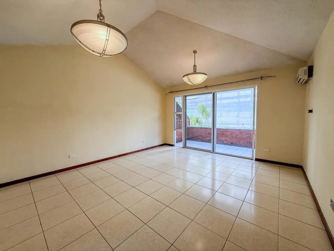 📍 CASA EN VENTA – CAÑADAS DE ELGIN | ZONA 13 — Casa en Venta en cañadas de elgin, Zona 13, Guatemala, Ciudad — foto 11 de 17
