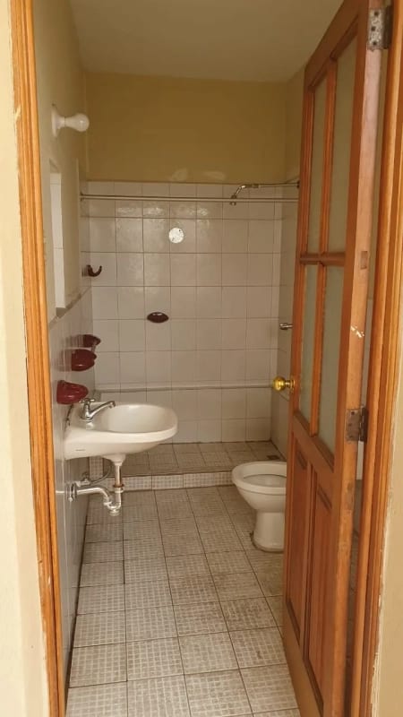 CASA EN VENTA ZONA 4, A UNA DE CUADRA DE 4º NORTE — Casa en Venta en Zona 4, Guatemala, Ciudad — foto 7 de 17
