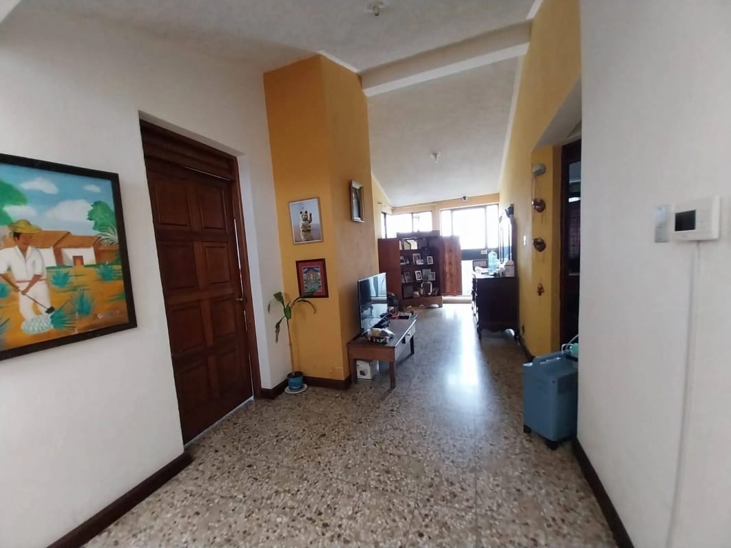 CASA EN VENTA EN LA MONTAÑA ZONA 16 ADENTRO DE GARITA — Casa en Venta en La Montaña, Zona 16, Guatemala, Ciudad — foto 6 de 8