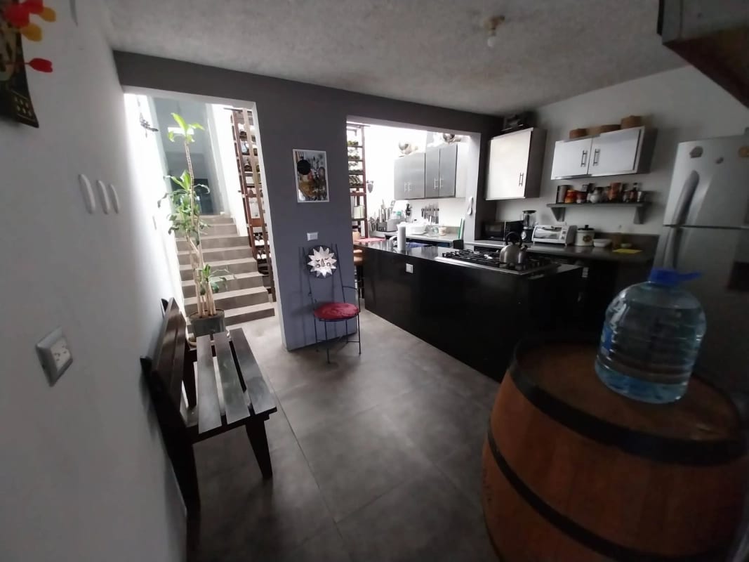CASA EN VENTA EN LA MONTAÑA ZONA 16 ADENTRO DE GARITA — Casa en Venta en La Montaña, Zona 16, Guatemala, Ciudad — foto 2 de 8