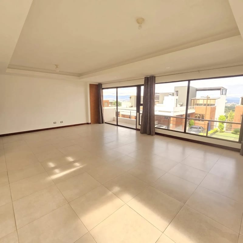 Casa en alquiler zona 16 Cañadas de San Isidro de 4 habitaciones + 3 parqueos — Casa en Alquiler en Acacias de Cayalá, Zona 16, Guatemala, Ciudad — foto 14 de 17