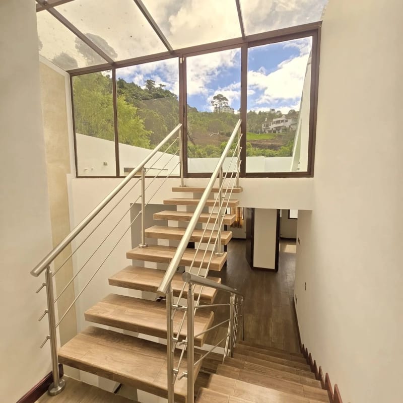 Casa en alquiler zona 16 Cañadas de San Isidro de 4 habitaciones + 3 parqueos — Casa en Alquiler en Acacias de Cayalá, Zona 16, Guatemala, Ciudad — foto 10 de 17