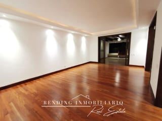 Casa en venta Encinos de Cayalá zona 16 con 5 habitaciones + 6 parqueos — Casa en Venta en Encinos de Cayala, Zona 16, Guatemala, Ciudad — miniatura 9 de 17