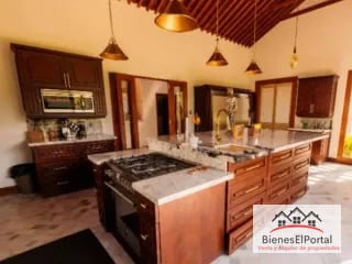 Casa en Antigua Guatemala — Casa en Venta en Antigua, Sacatepéquez — miniatura 4 de 6