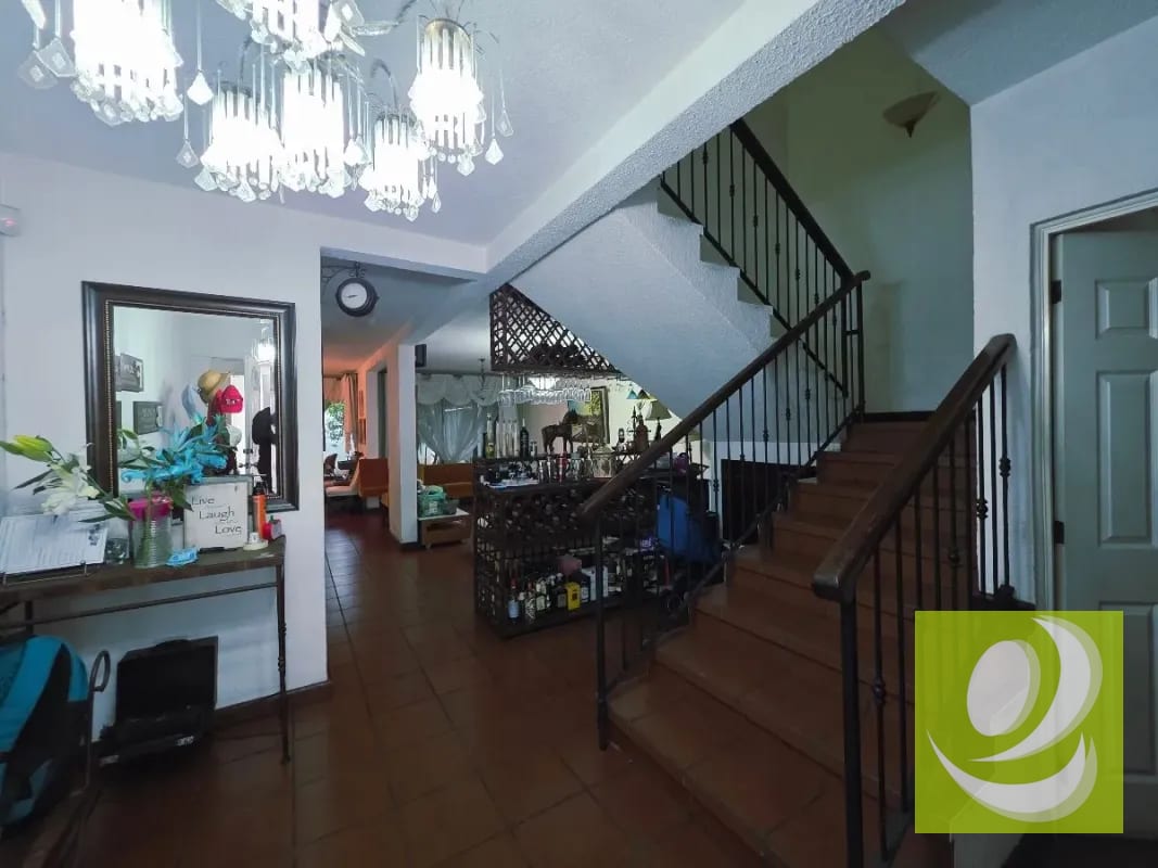 VENDO CASA EN SAN CRISTOBAL SECTOR B4 — Casa en Venta en Zona 8 Mixco, Guatemala, Ciudad — foto 1 de 13